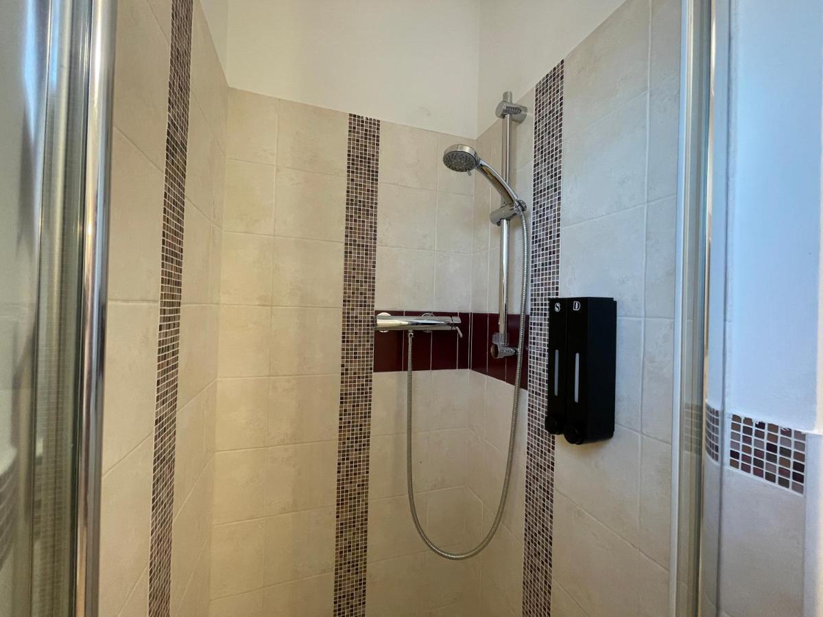 Casa Katiu' Due Camere Indipendenti In Appartamento Di 83 Mq LʼAquila Kültér fotó